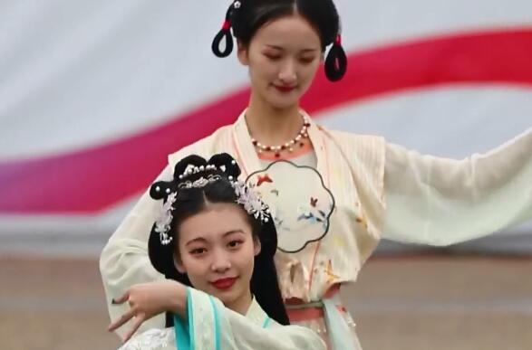 如何讓“國風”吹向世界？媒體大咖熱議