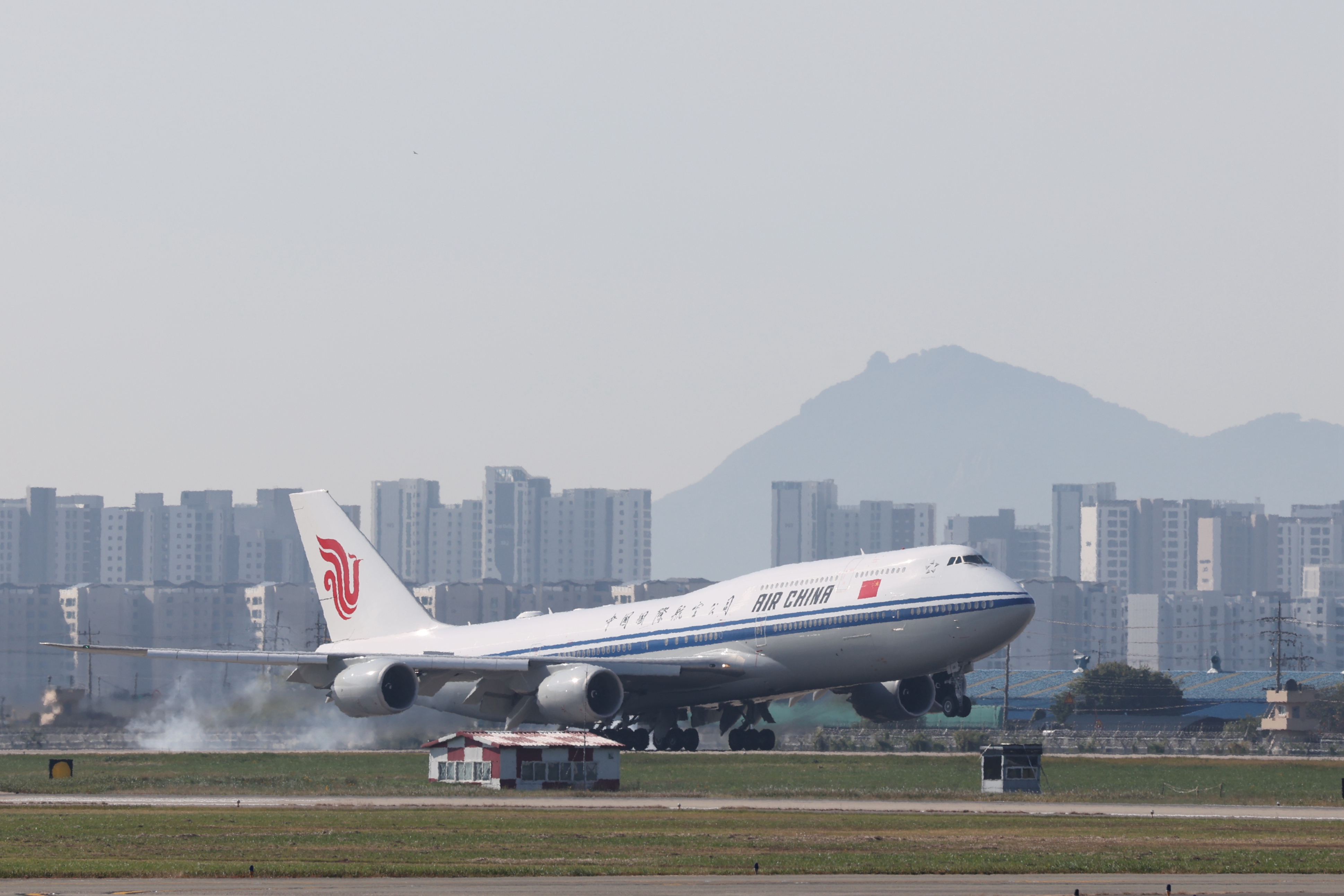 習近平抵達韓國