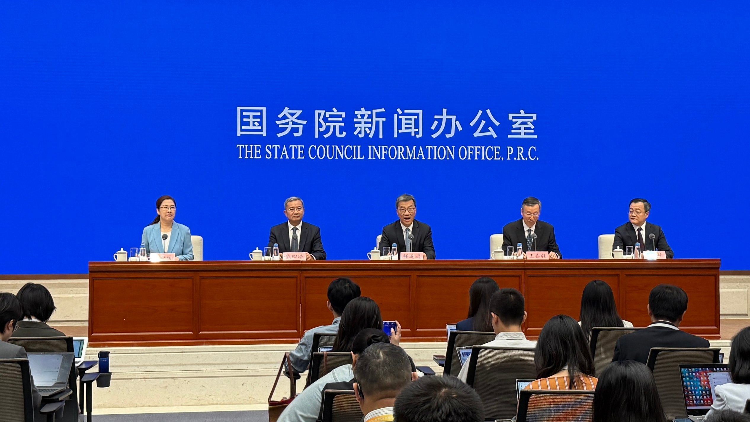 國新辦舉行“高質(zhì)量完成‘十四五’規(guī)劃”系列主題新聞發(fā)布會（教育部）